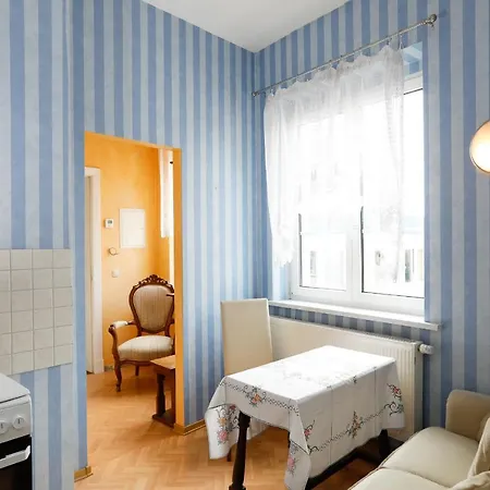 5 Ackerstrasse